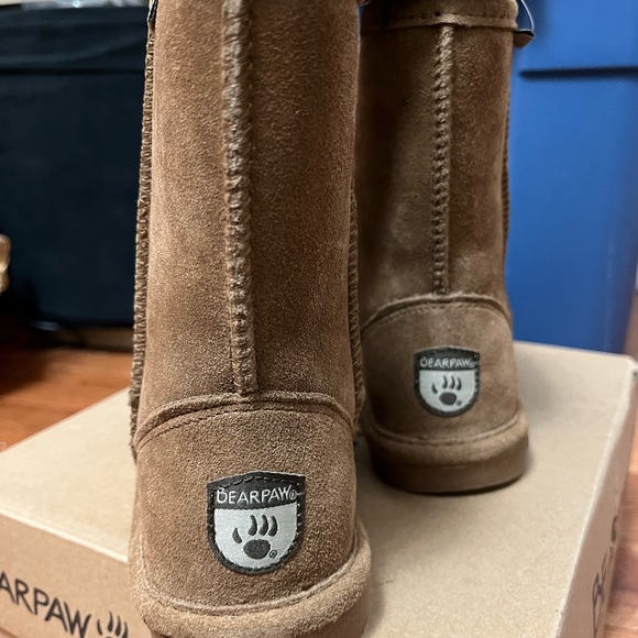 NWT: Suede and wool/sheepskin lining Youth size 1 boots - Picture 7 of 7